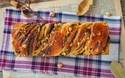 Babka con crema di pistacchi, nocciole e cioccolato