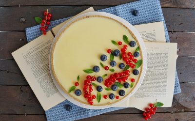 Frolla al caffè con crema al formaggio e ganache bianca