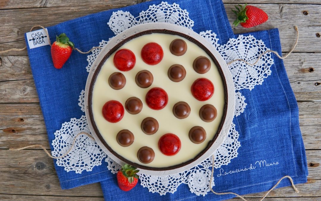 Torta frolla con geleè di fragole e cioccolato bianco