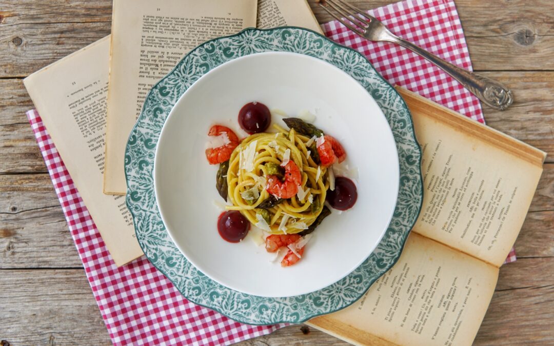 Spaghettone con asparagi, gamberi rossi e semisfere di barbabietola