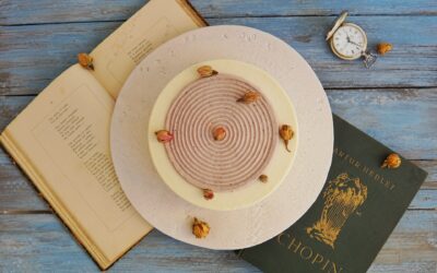 Mousse al cocco, frutti di bosco e biscotto frangipane